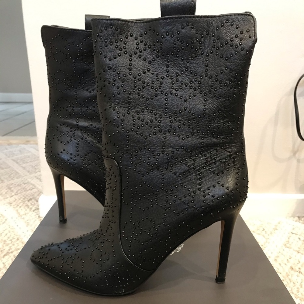 Vince Camuto Boots Booties pointed toe boots